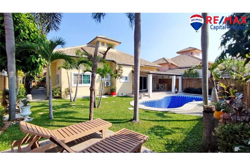 Café/restaurante de 3 dormitorios en Pattaya, Thailand No. 12282