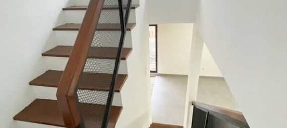 4 bedrooms House in South Tangerang, Indonesia No. 1281 3