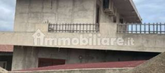 Villa de 4 dormitorios en Messina, Italy No. 39907 5