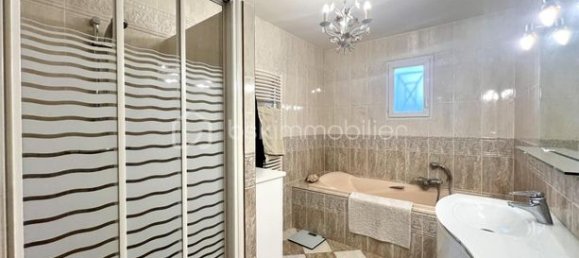 5 bedrooms House in Essonne, France No. 283349 5