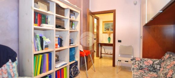 5-salle Appartement à Turin, Italy No. 268014 19