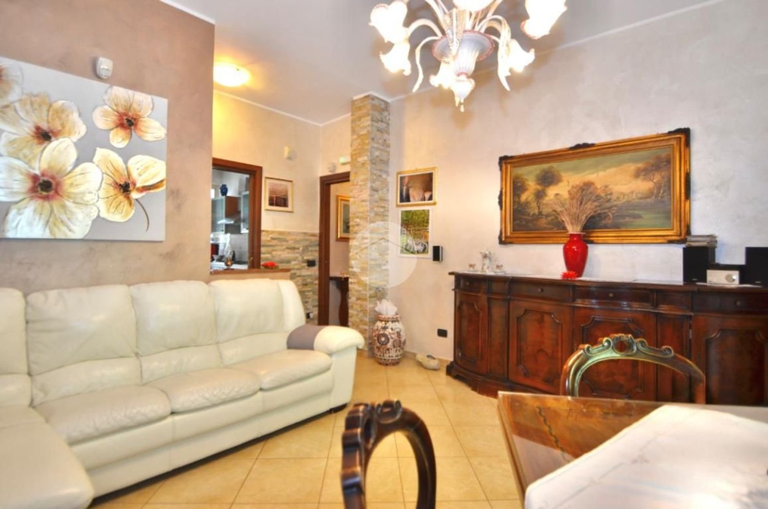 5-salle Appartement à Turin, Italy No. 268014