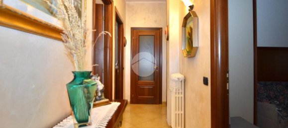 5-salle Appartement à Turin, Italy No. 268014 17