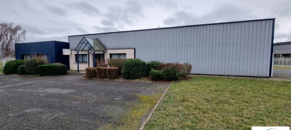 Propriété commerciale à Châteaudun, France 700m² No. 74920 31