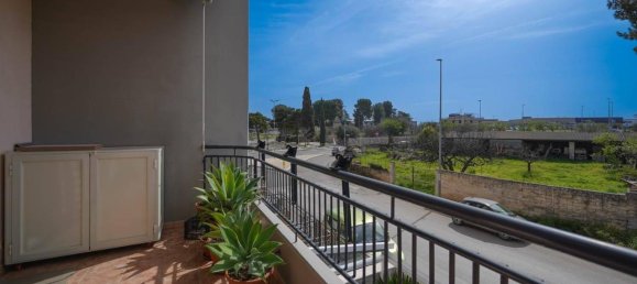 3-salle Appartement à Palo del Colle, Italy No. 36299 45