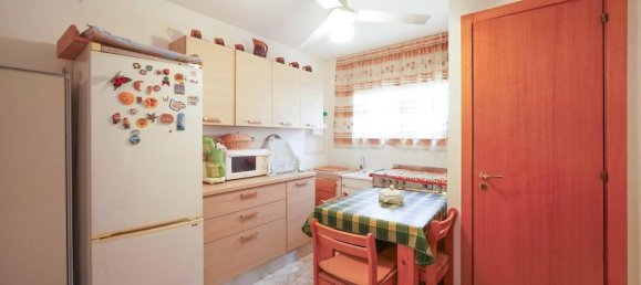 3-salle Appartement à Palo del Colle, Italy No. 36299 46