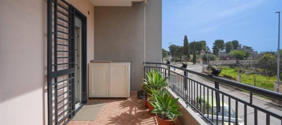 3-salle Appartement à Palo del Colle, Italy No. 36299 44