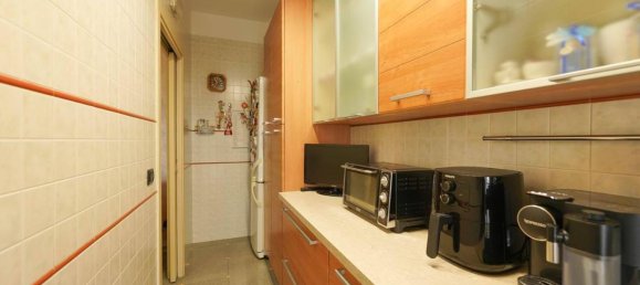 3-salle Appartement à Palo del Colle, Italy No. 36299 13