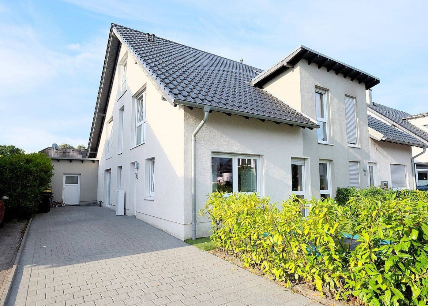 Adosado de 6 dormitorios en Kleve, Germany No. 331692