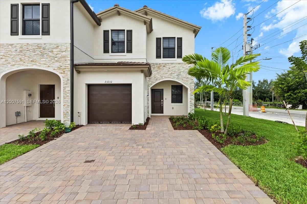 3 dormitorios dúplex en venta en Miami, Miami-Dade, Florida, USA № 615230
