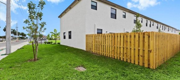 3 dormitorios dúplex en venta en Miami, Miami-Dade, Florida, USA № 615230 18