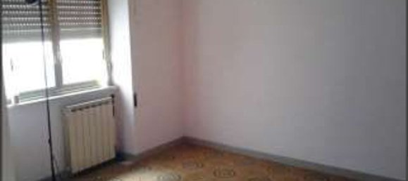4 rooms Apartment in Fondi, Italy No. 198564 5