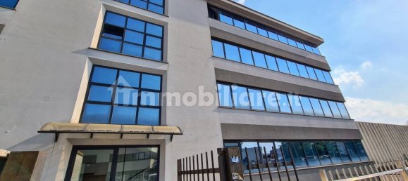 Oficina de 5 habitaciónes en Rescaldina, Italy No. 82091 24