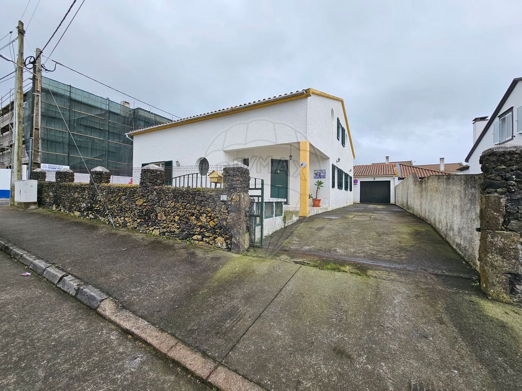 4 غرف نوم منزل في Lagoa, Portugal رقم 45358