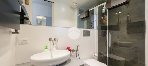 2 rooms Apartment in Rome, Italy No. 91695 13