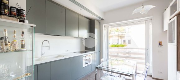 2 rooms Apartment in Rome, Italy No. 91695 6