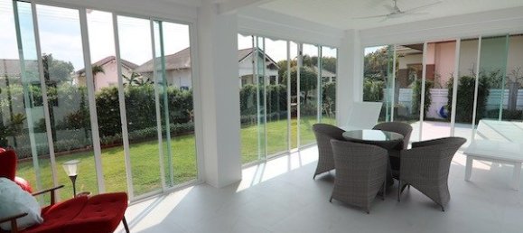 4 bedrooms Cafe / restaurant in Hua Hin, Thailand No. 6789 11