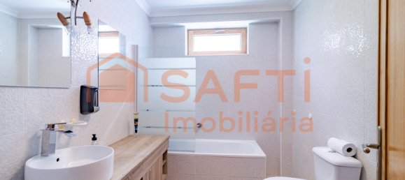 3 غرف نوم منزل في Nazare, Portugal رقم 143251 37