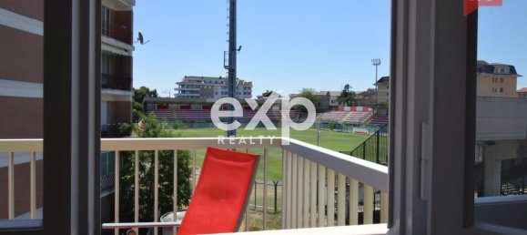 2 bedrooms Apartment in Vasto, Italy No. 265030 5