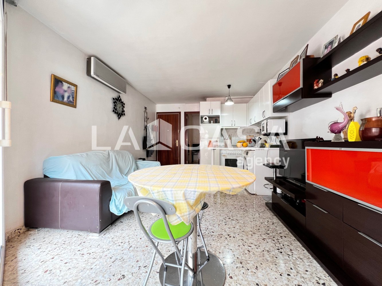 1 bedroom Apartment in Badalona, Spain No. 134765