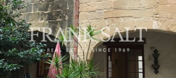 Дом с 4 спальнями в Моста, Мальта № 8502 7