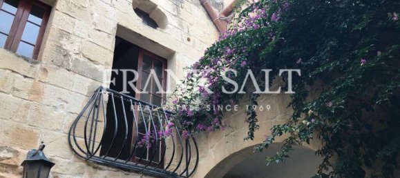 Дом с 4 спальнями в Моста, Мальта № 8502 4