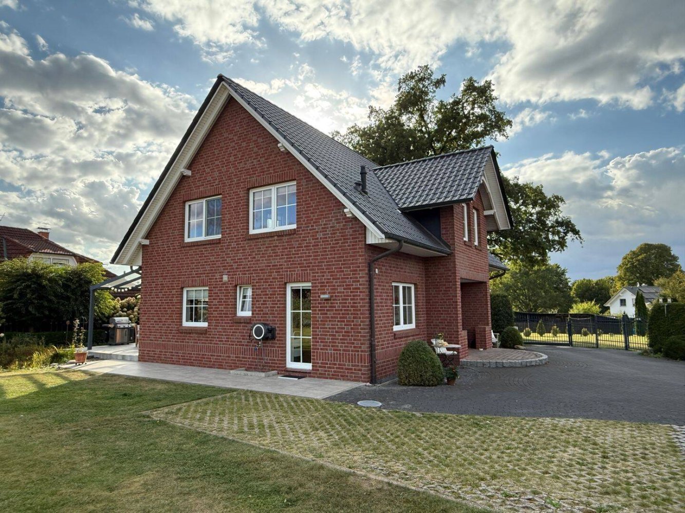 4 rooms House in Harburg, Germany No. 304909