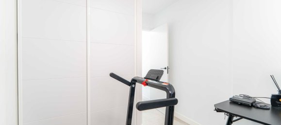 Apartamento de 2 dormitorios en Sevilla la Nueva, Spain No. 178588 19