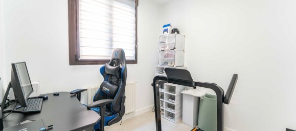 Apartamento de 2 dormitorios en Sevilla la Nueva, Spain No. 178588 18