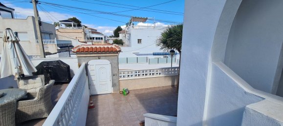 6 bedrooms House in Alicante, Spain No. 151738 6