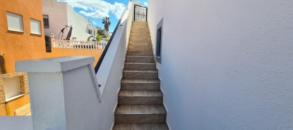 6 bedrooms House in Alicante, Spain No. 151738 9