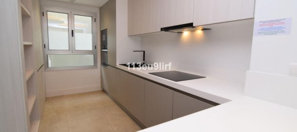 3 bedrooms Townhouse in Alameda, Spain No. 176184 5