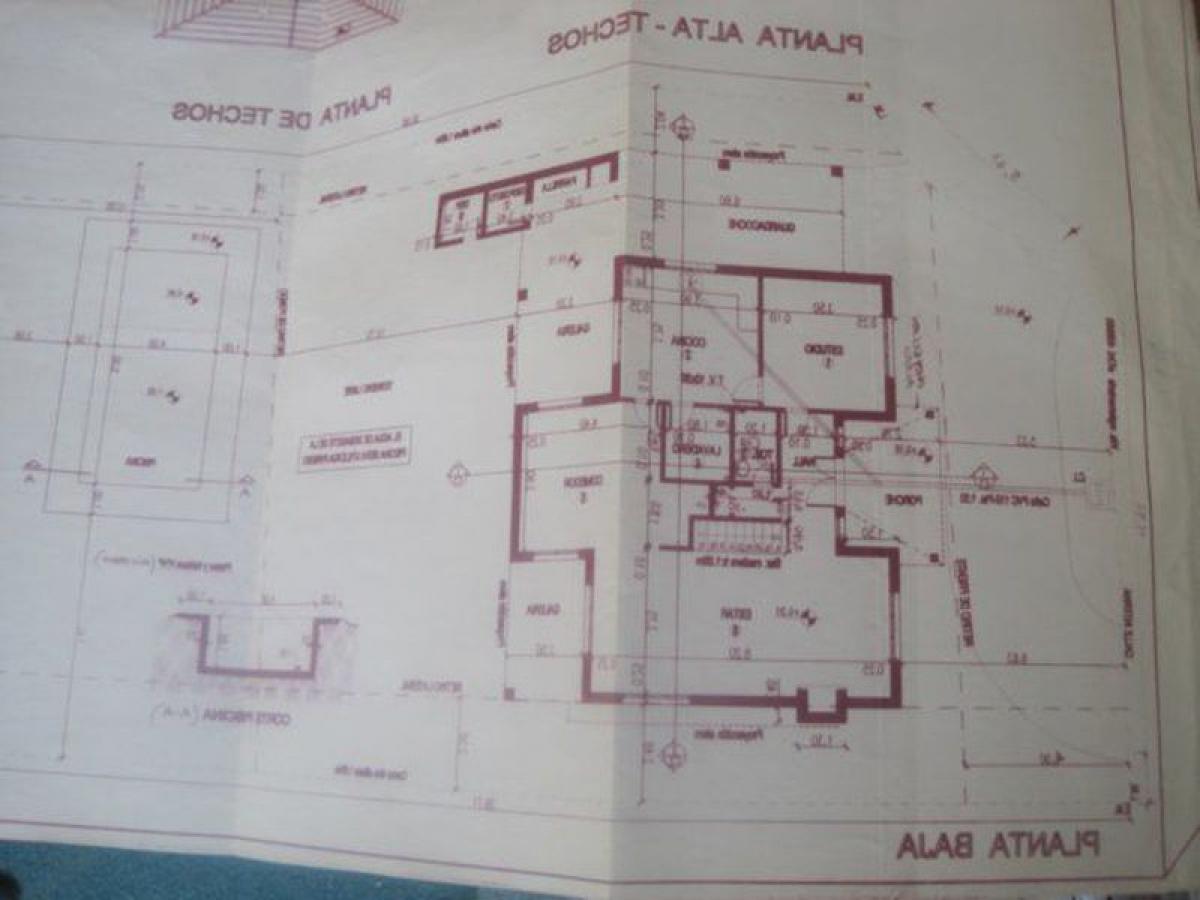 6 bedrooms House in Esteban Echeverria, Argentina No. 8100