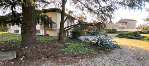 1100m² Land in Verona, Italy No. 123819 9