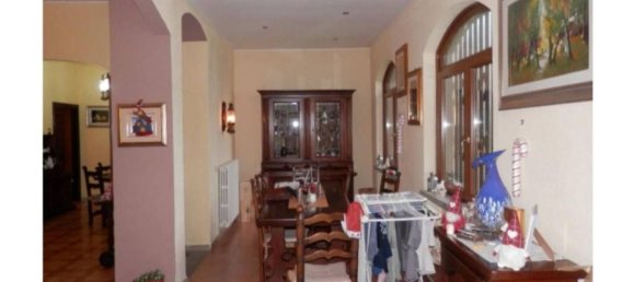 Casa de 5 habitaciónes en Nemi, Italy No. 9705 10