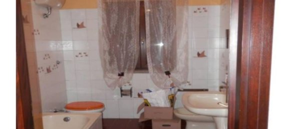 Casa de 5 habitaciónes en Nemi, Italy No. 9705 14