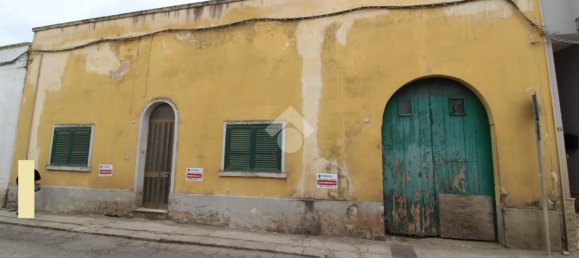 Casa de 4 divisões em Brindisi, Italy N.º 42375 23