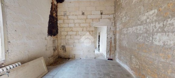 Casa de 4 divisões em Brindisi, Italy N.º 42375 18