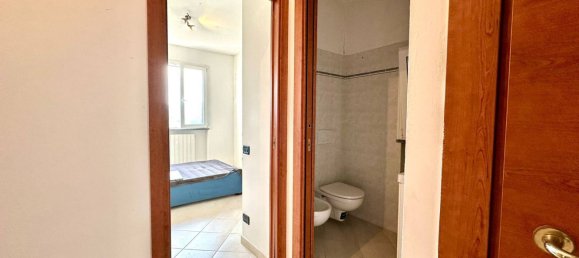 Дом с 3 комнатами в Мальоло, Италия № 350274 24