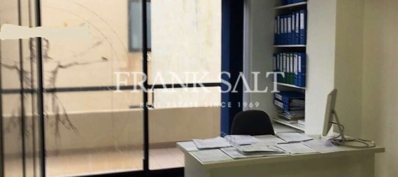 90m² Office in Sliema, Malta No. 12096 6