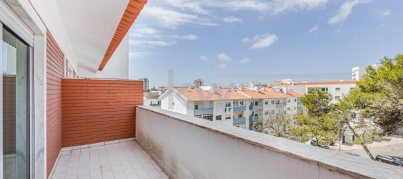 Дуплекс с 3 спальнями в Кашкайш, Португалия № 85535 40