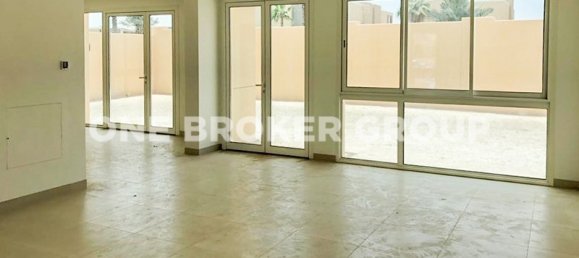4 Schlafzimmer Villa in Al Barsha, UAE, Nr. 258 6