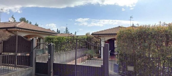 4-salle Villa à Pedara, Italy No. 52011 3