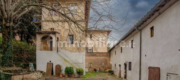 5-Zimmer Gebäude in Siena, Italy, Nr. 149021 2