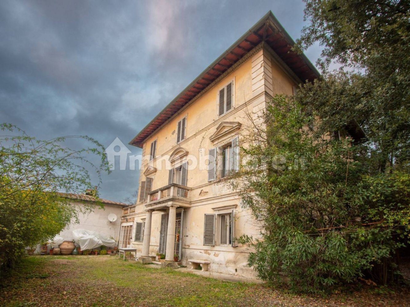 5-Zimmer Gebäude in Siena, Italy, Nr. 149021