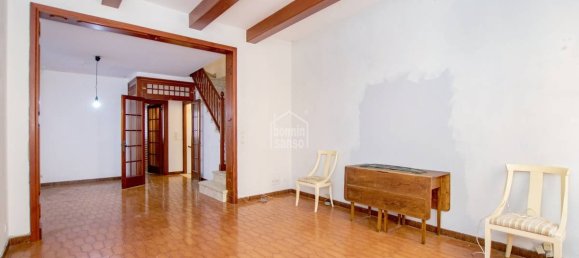 Коммерческая недвижимость с 4 спальнями в Сьютаделья-де-Менорка, Испания № 5041 17