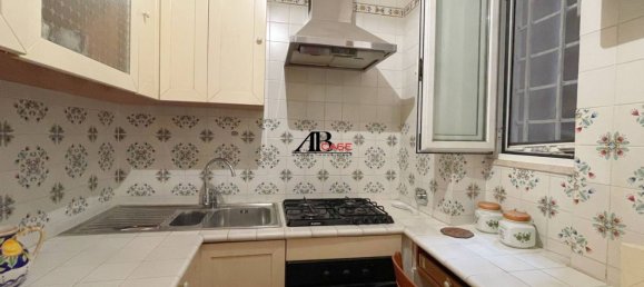 2 rooms Apartment in Rome, Italy No. 63479 4