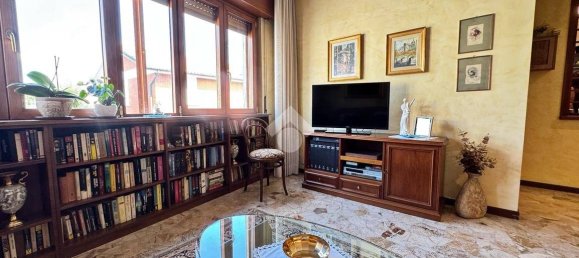 2 Schlafzimmer Wohnung in Albairate, Italy, Nr. 286828 10