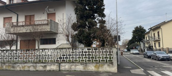 8-salle Villa à Rodano, Italy No. 209327 41