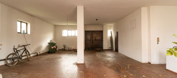 8-salle Villa à Rodano, Italy No. 209327 10